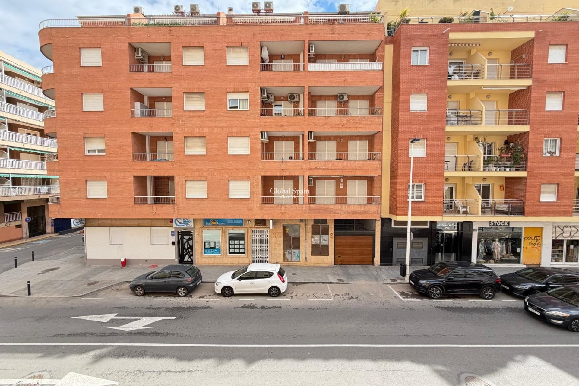 Revente - APPARTEMENT -
TORREVIEJA - Playa del Cura