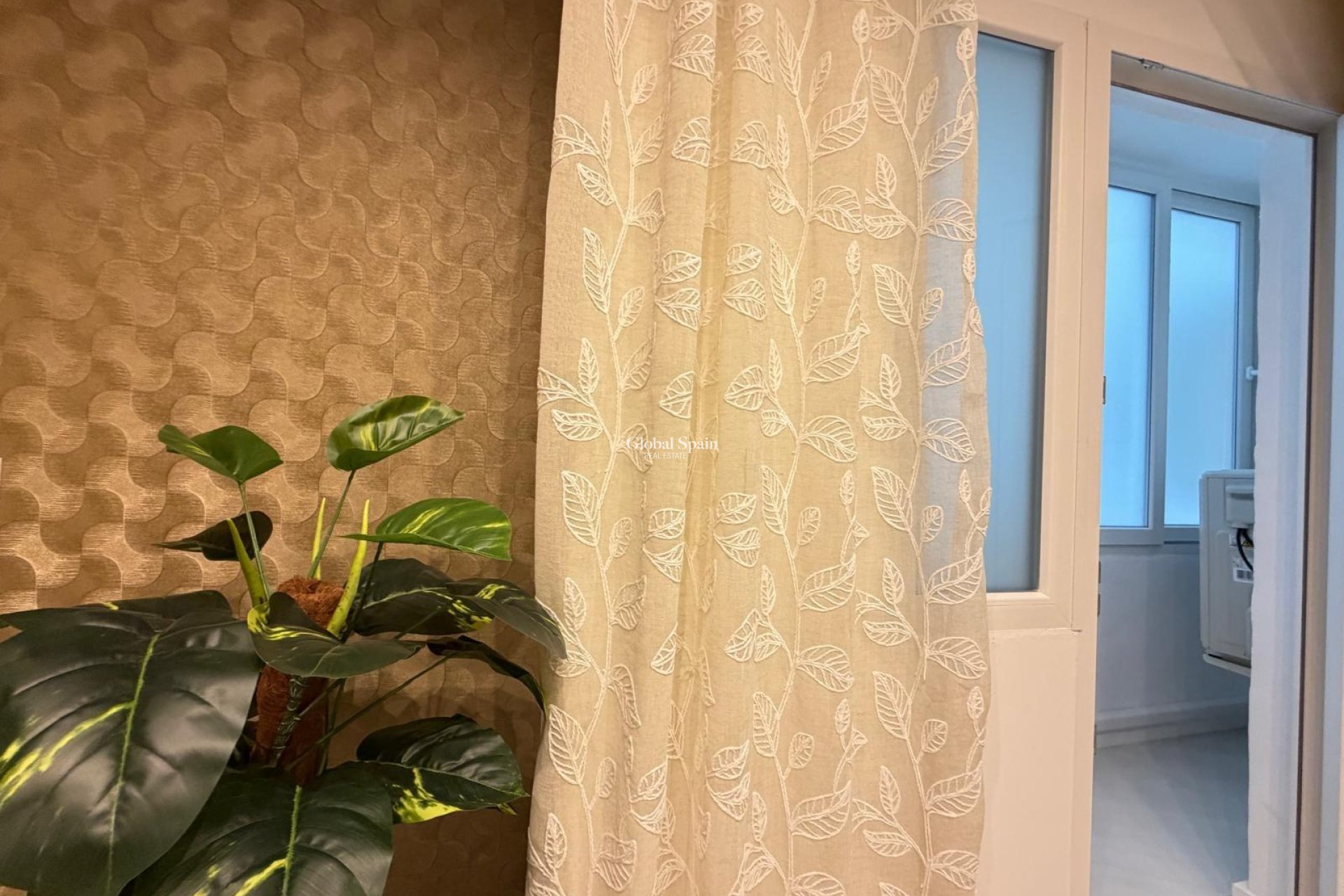 Revente - APPARTEMENT -
TORREVIEJA - Playa del Cura