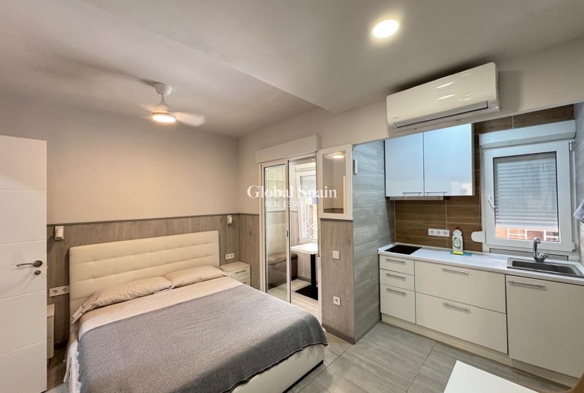Revente - APPARTEMENT -
TORREVIEJA - Playa del Cura