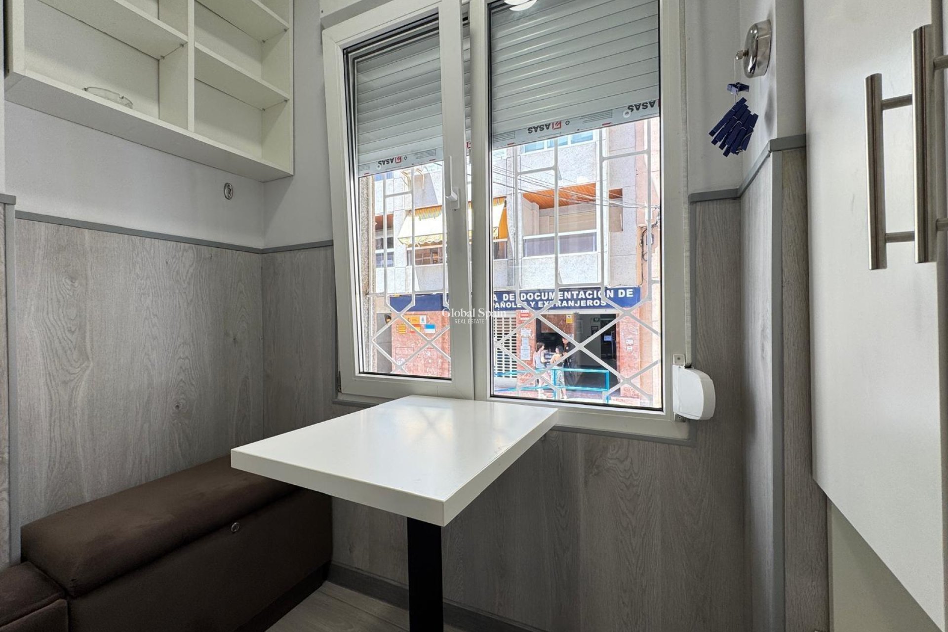 Revente - APPARTEMENT -
TORREVIEJA - Playa del Cura