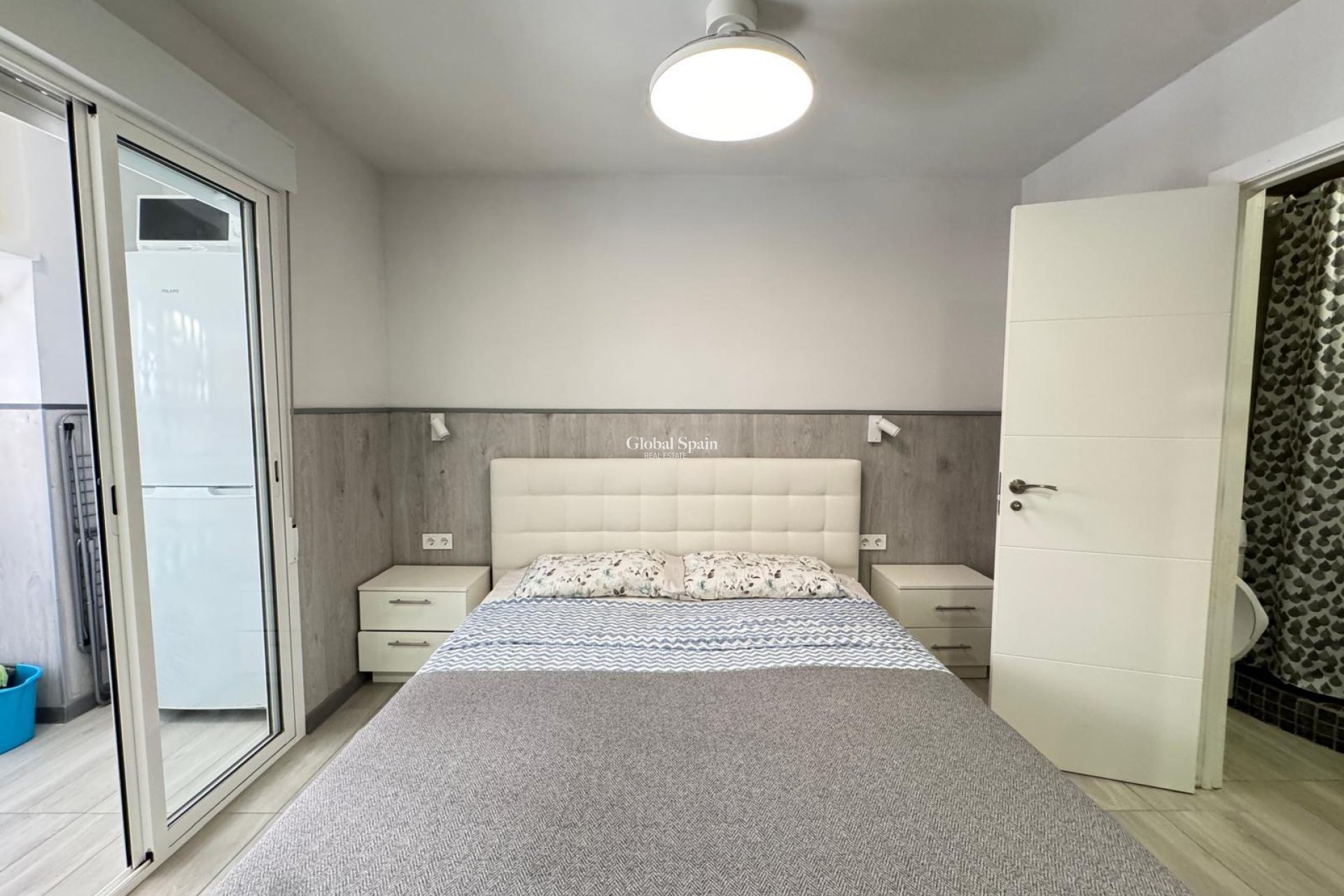 Revente - APPARTEMENT -
TORREVIEJA - Playa del Cura