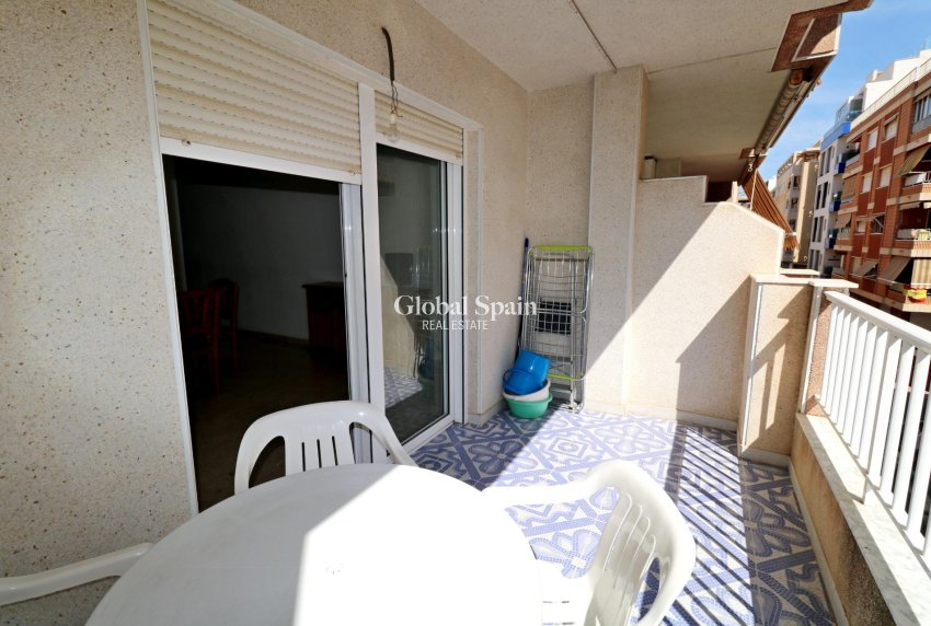 Revente - APPARTEMENT -
TORREVIEJA - Playa del Cura