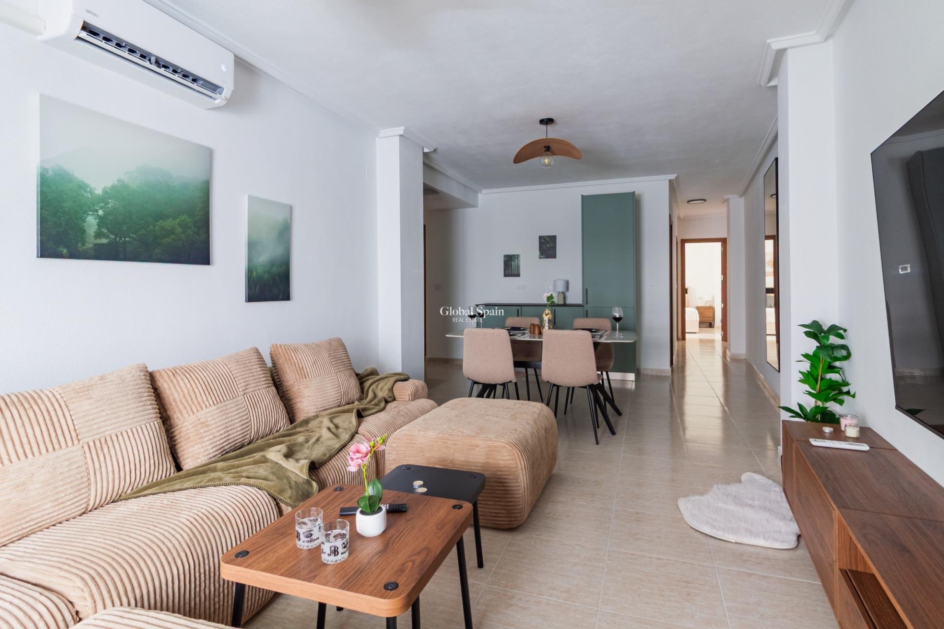 Revente - APPARTEMENT -
TORREVIEJA - Playa del Cura