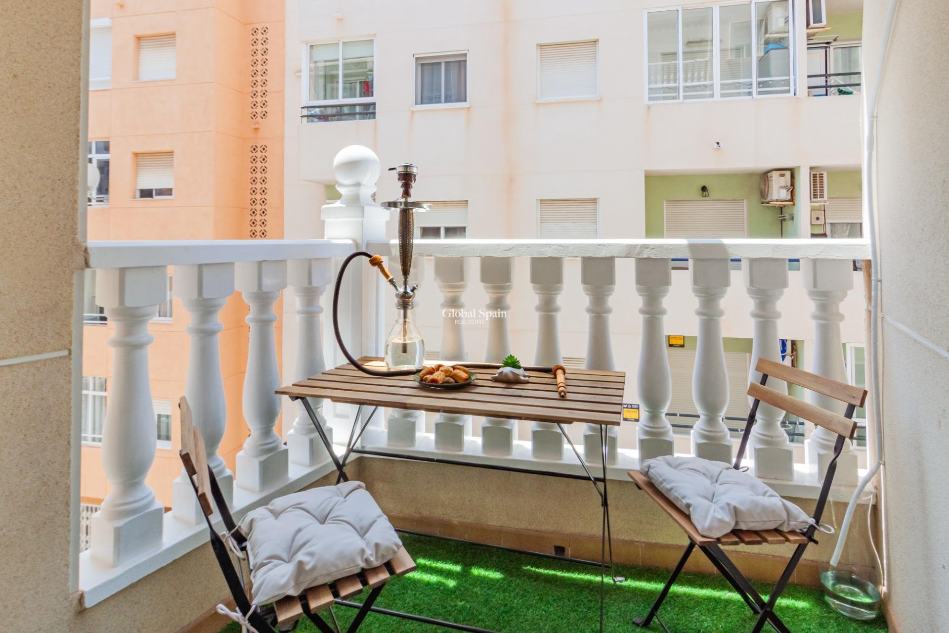 Revente - APPARTEMENT -
TORREVIEJA - Playa del Cura