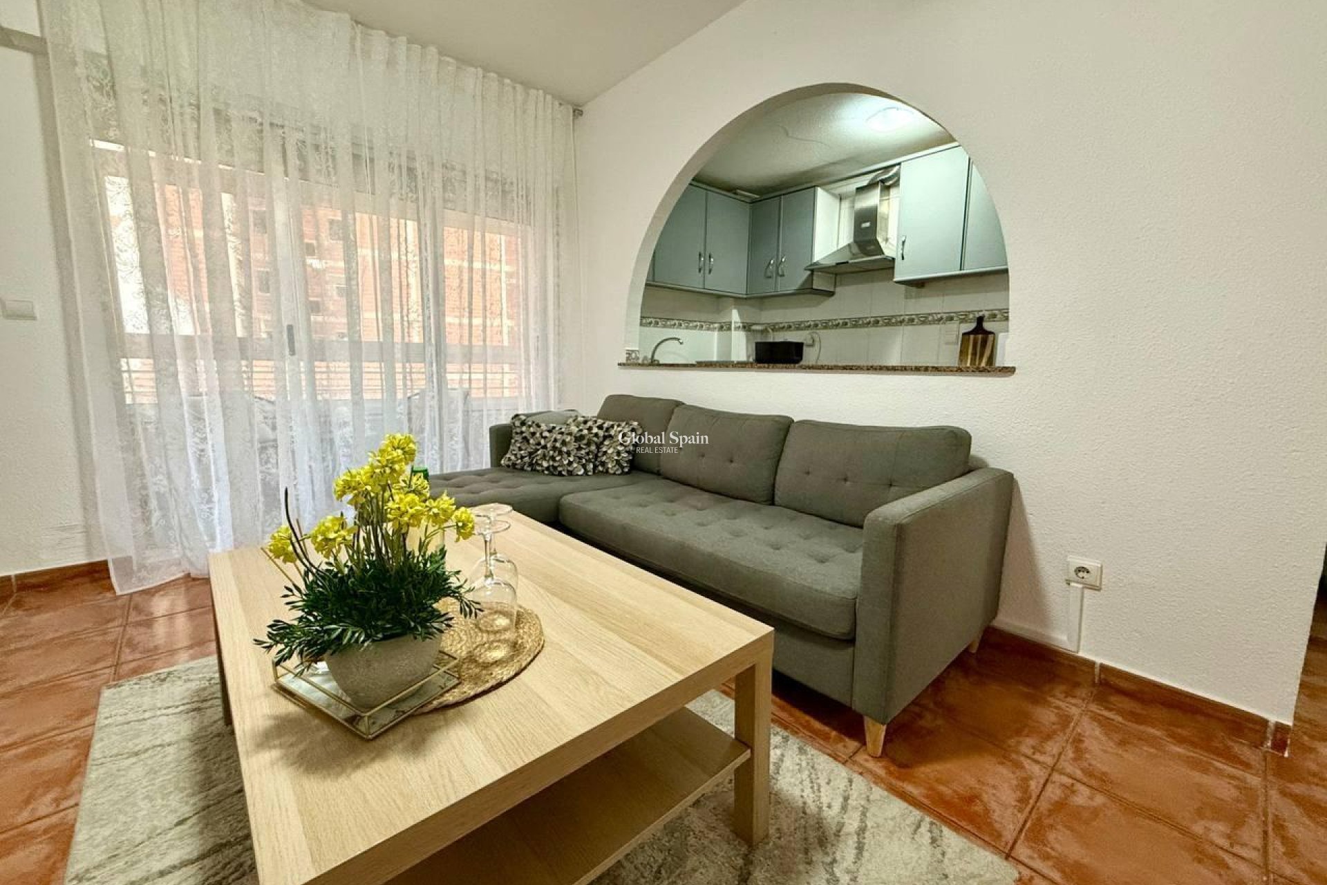 Revente - APPARTEMENT -
TORREVIEJA - Playa del Cura