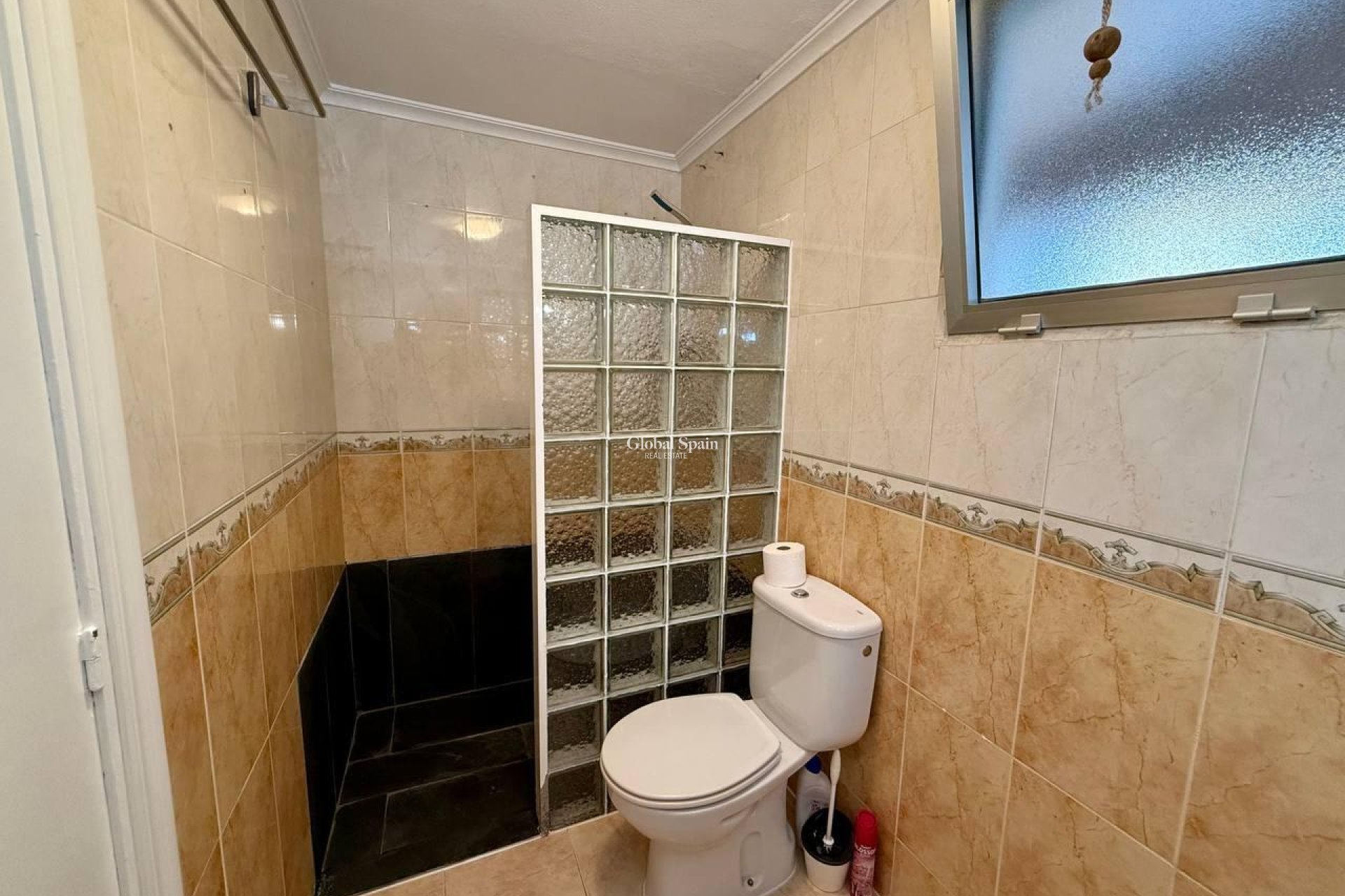 Revente - APPARTEMENT -
TORREVIEJA - Playa del Cura