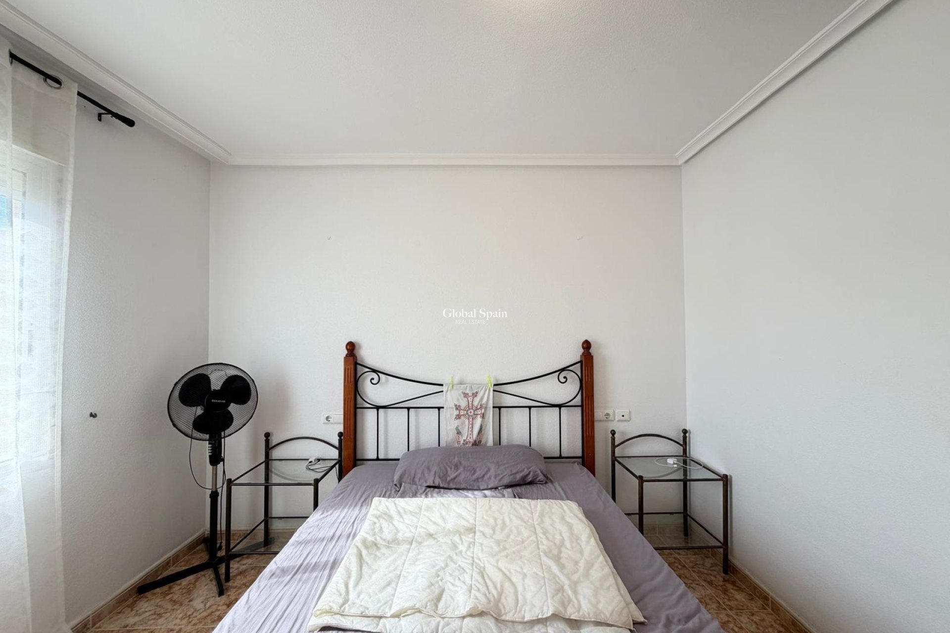 Revente - APPARTEMENT -
TORREVIEJA - Playa del Cura