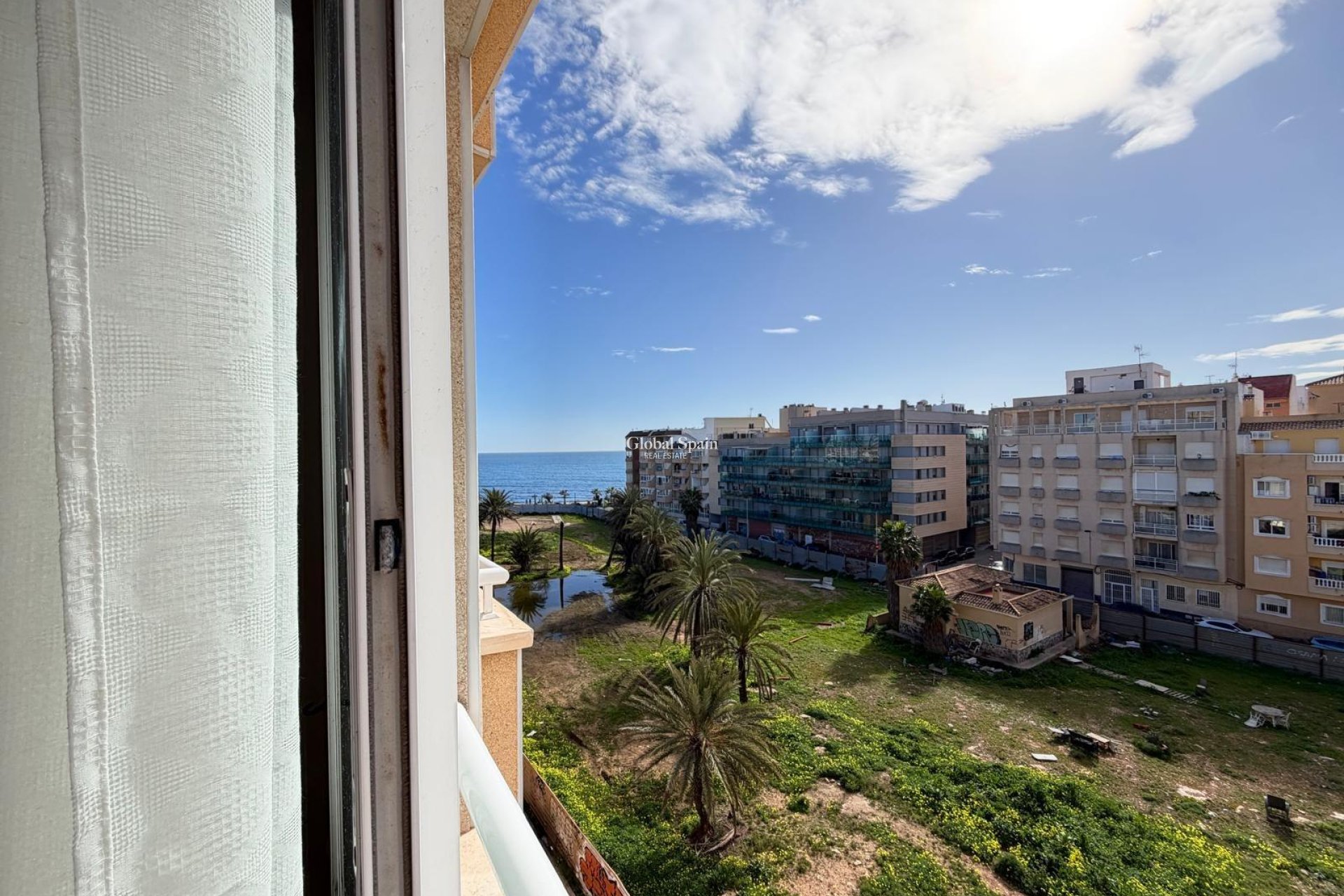 Revente - APPARTEMENT -
TORREVIEJA - Playa del Cura