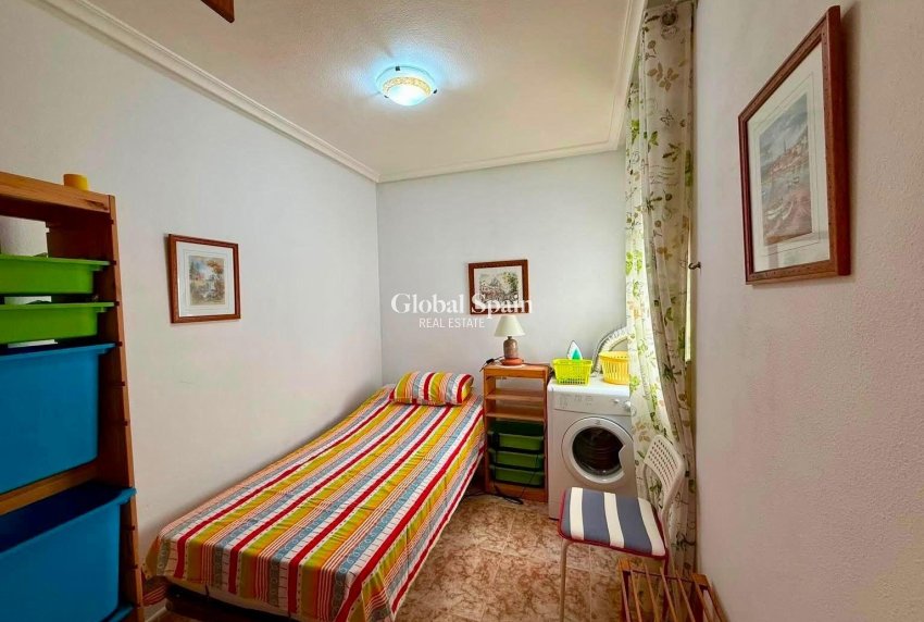 Revente - APPARTEMENT -
TORREVIEJA - Playa del Cura