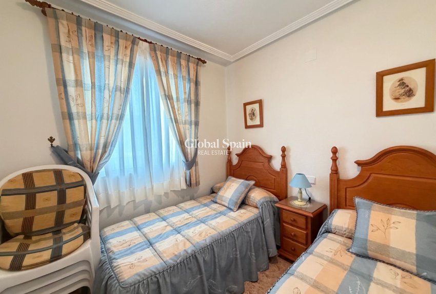 Revente - APPARTEMENT -
TORREVIEJA - Playa del Cura