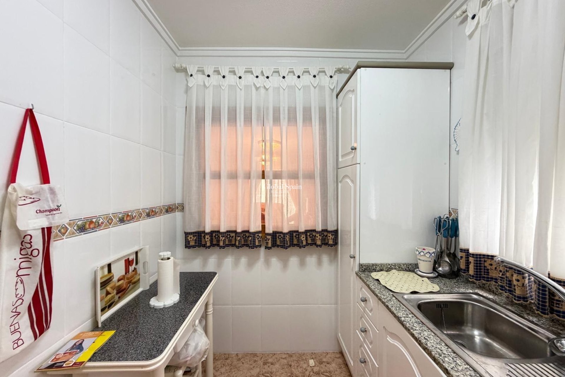 Revente - APPARTEMENT -
TORREVIEJA - Playa del Cura