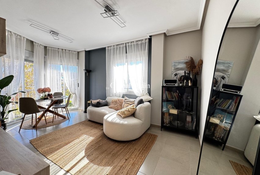 Revente - APPARTEMENT -
TORREVIEJA - Playa del Cura