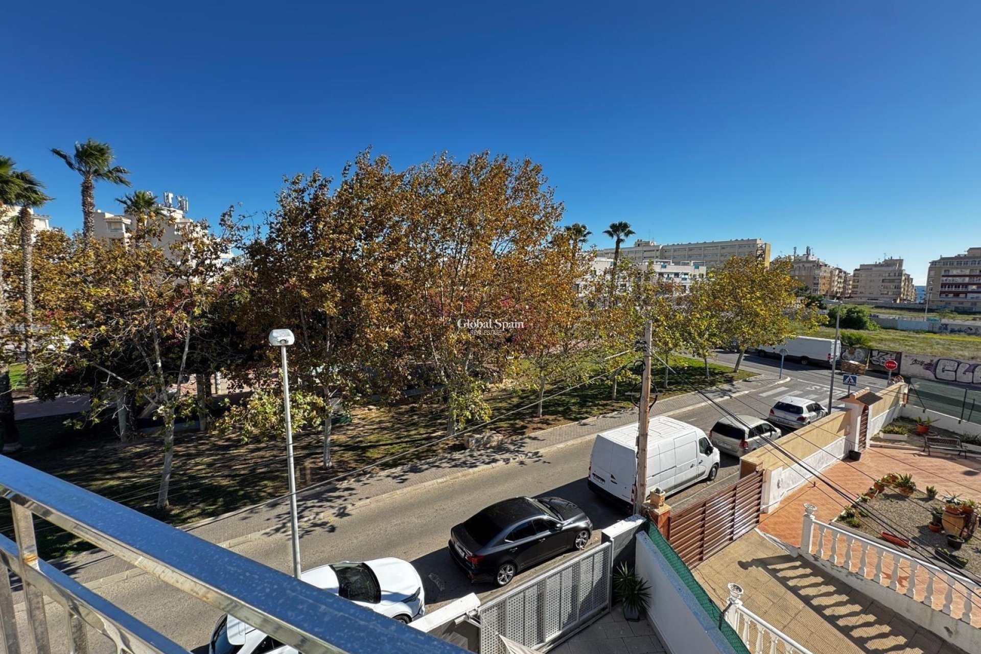 Revente - APPARTEMENT -
TORREVIEJA - Playa del Cura