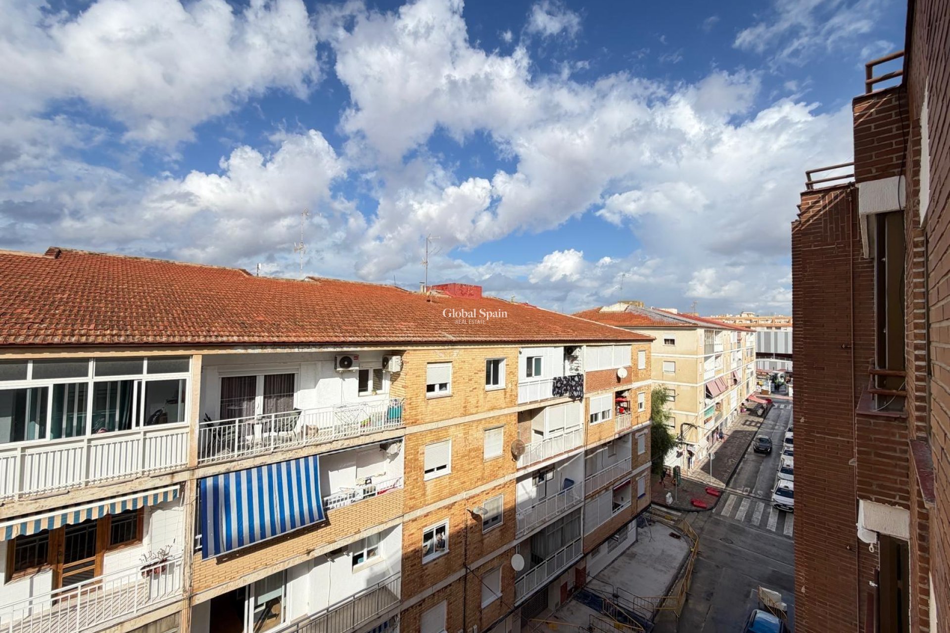 Revente - APPARTEMENT -
TORREVIEJA - Playa del Cura