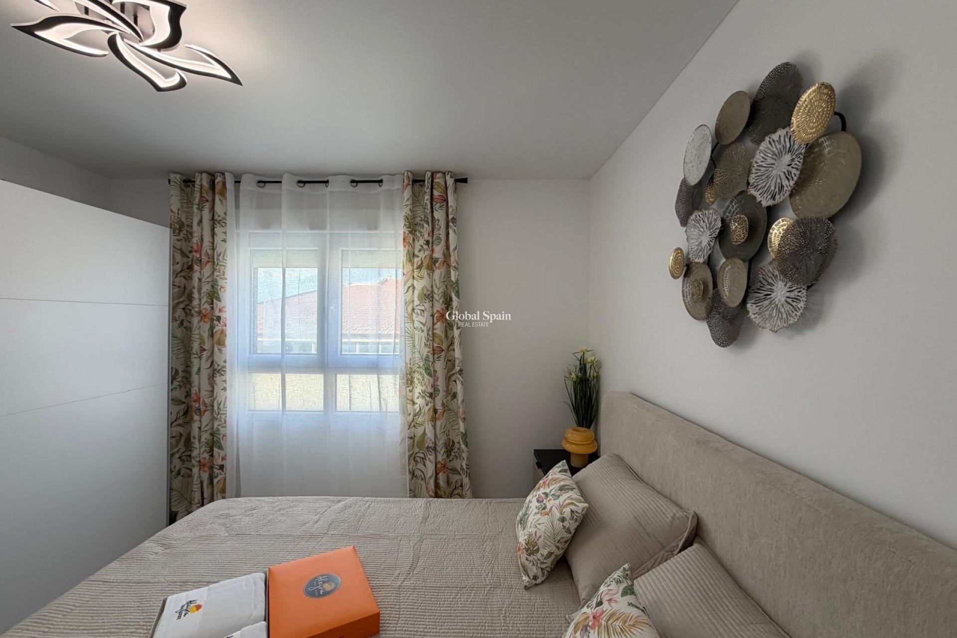 Revente - APPARTEMENT -
TORREVIEJA - Playa del Cura