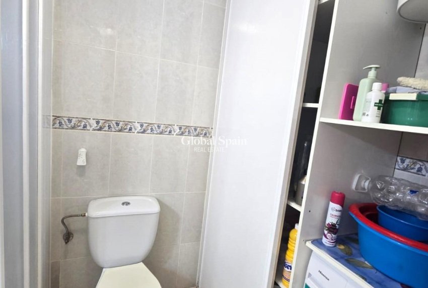 Revente - APPARTEMENT -
TORREVIEJA - Playa del Cura