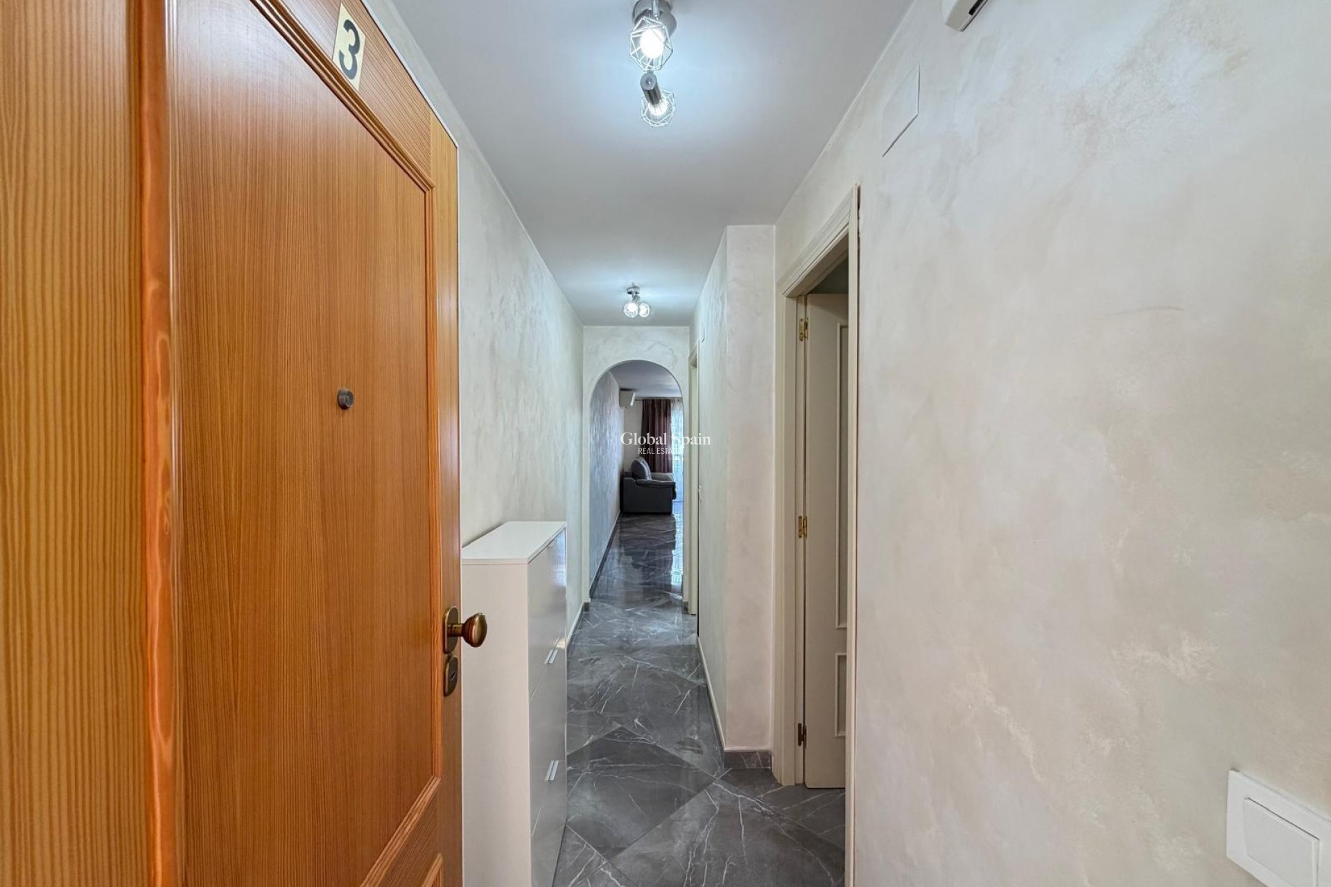 Revente - APPARTEMENT -
TORREVIEJA - Playa del Cura
