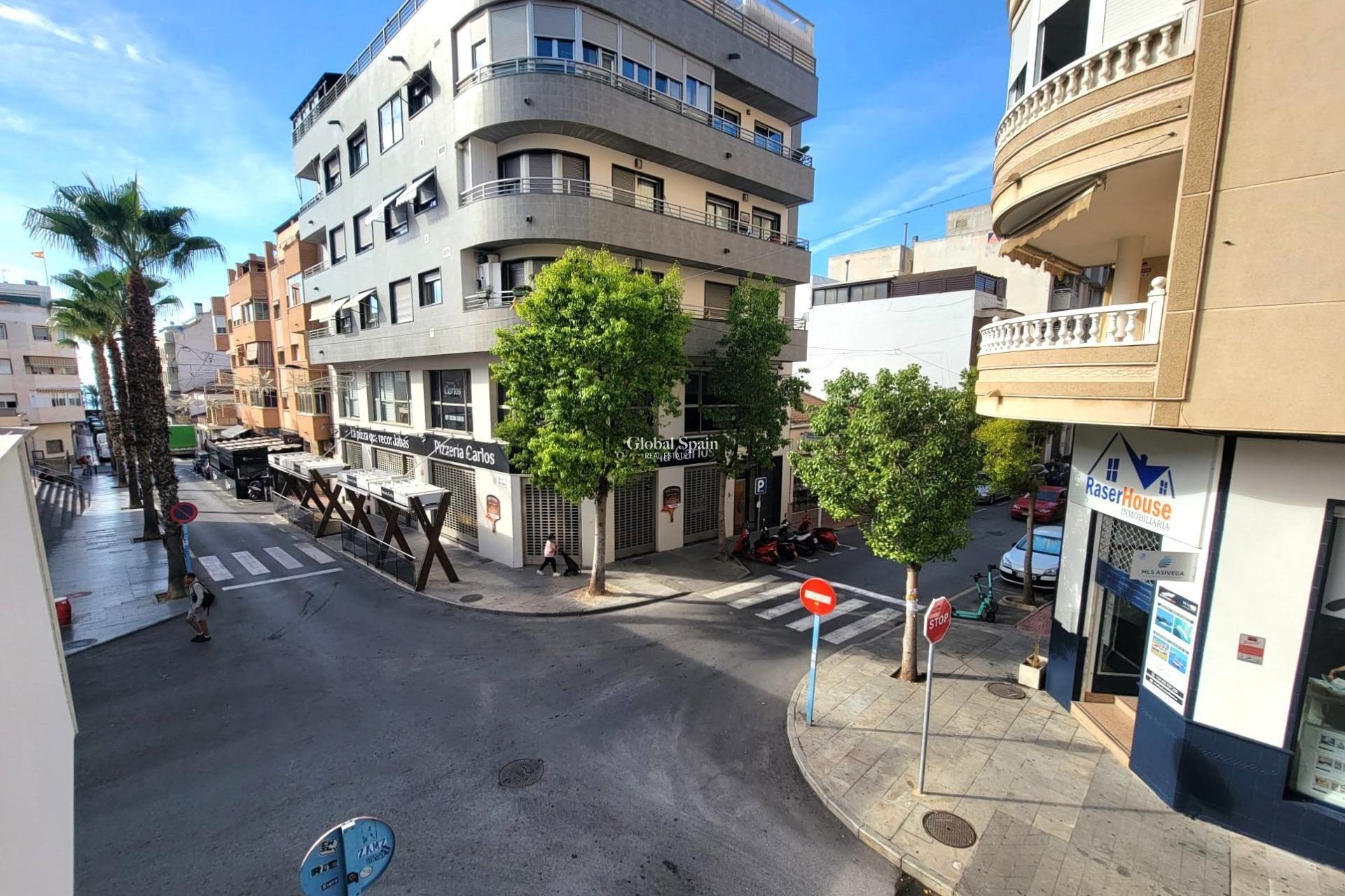 Revente - APPARTEMENT -
TORREVIEJA - Playa del Cura