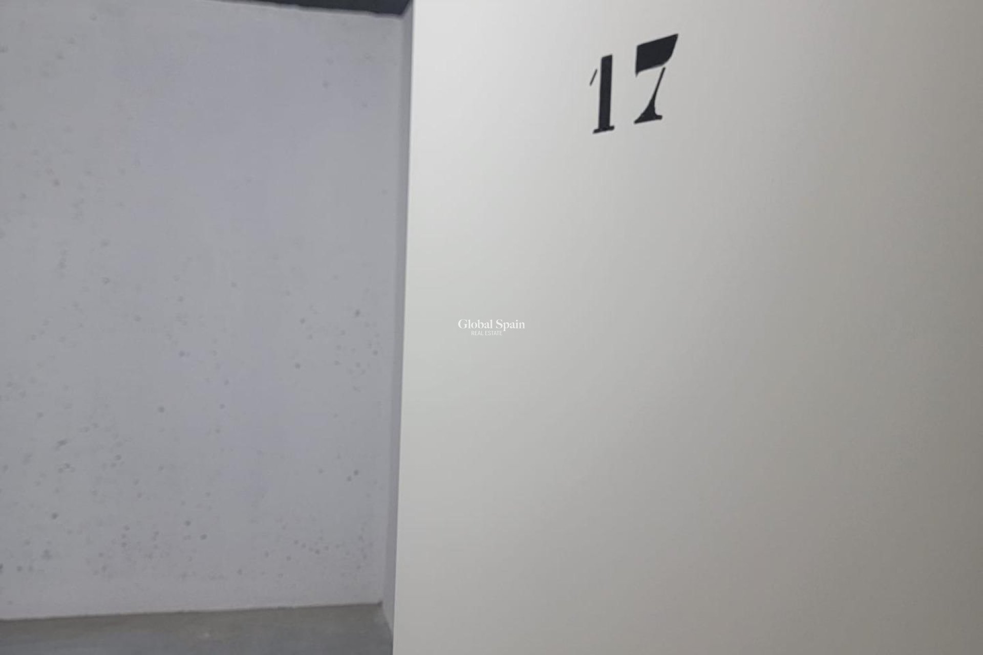 Revente - APPARTEMENT -
TORREVIEJA - Playa del Cura
