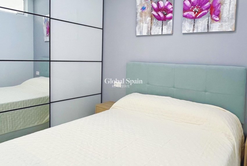 Revente - Appartement -
TORREVIEJA - Playa del Cura