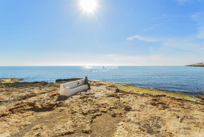 Revente - Appartement -
TORREVIEJA - Playa del cura