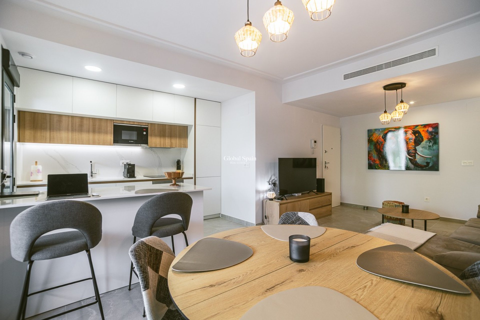 Revente - Appartement -
TORREVIEJA - Playa del Cura