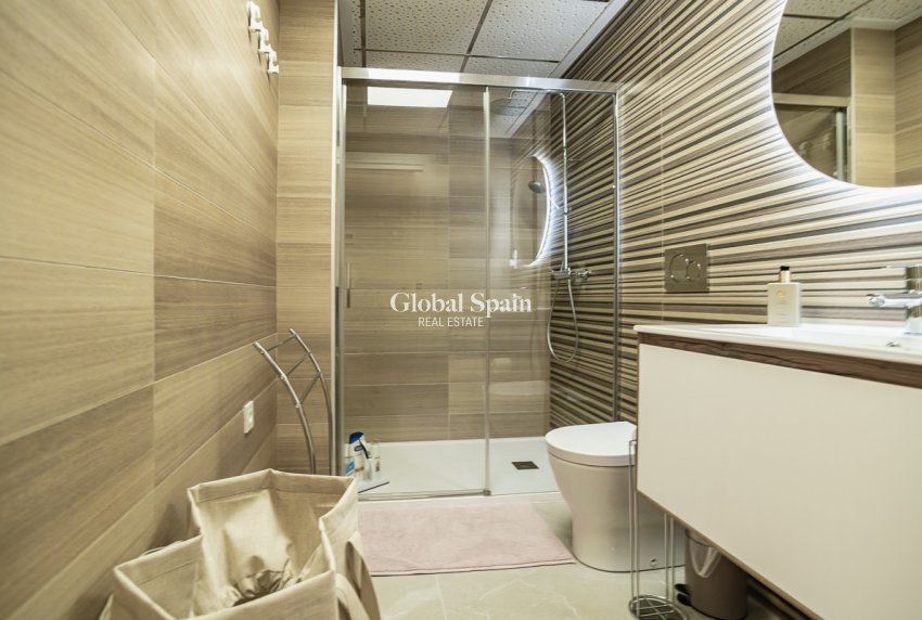 Revente - Appartement -
TORREVIEJA - Playa del Cura