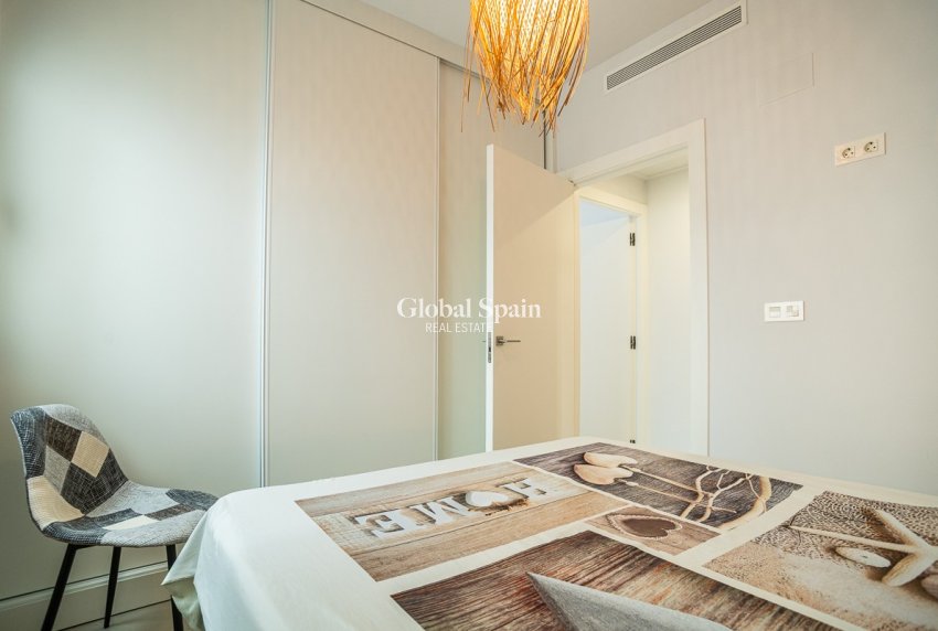 Revente - Appartement -
TORREVIEJA - Playa del Cura