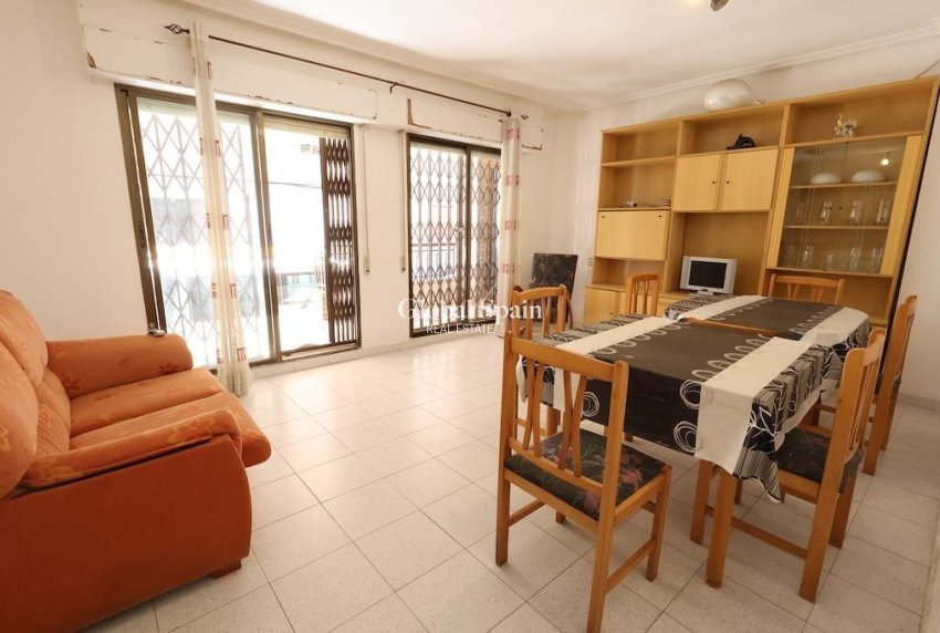 Revente - Appartement -
TORREVIEJA - Playa del cura