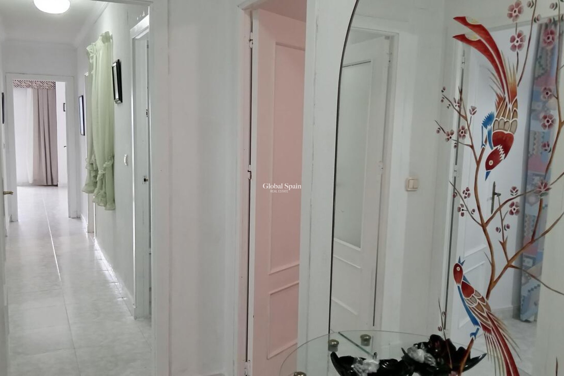 Revente - APPARTEMENT -
TORREVIEJA - PLAYA LOS LOCOS