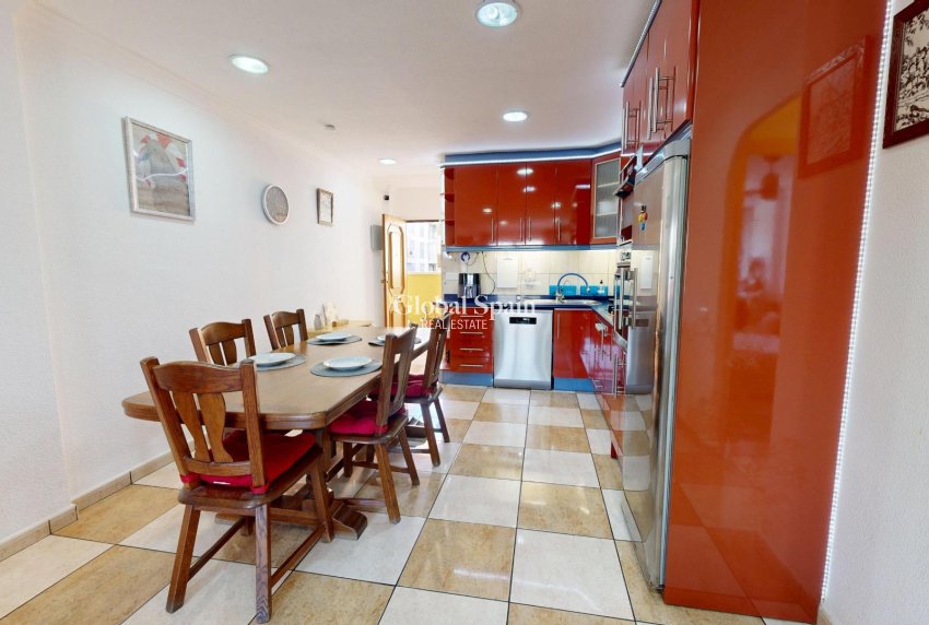 Revente - APPARTEMENT -
TORREVIEJA - Puerto Deportivo Marina Salinas