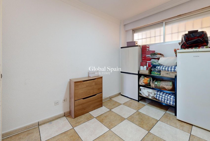 Revente - APPARTEMENT -
TORREVIEJA - Puerto Deportivo Marina Salinas