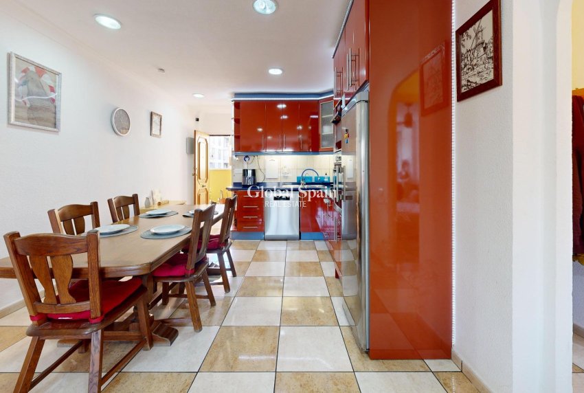 Revente - APPARTEMENT -
TORREVIEJA - Puerto Deportivo Marina Salinas