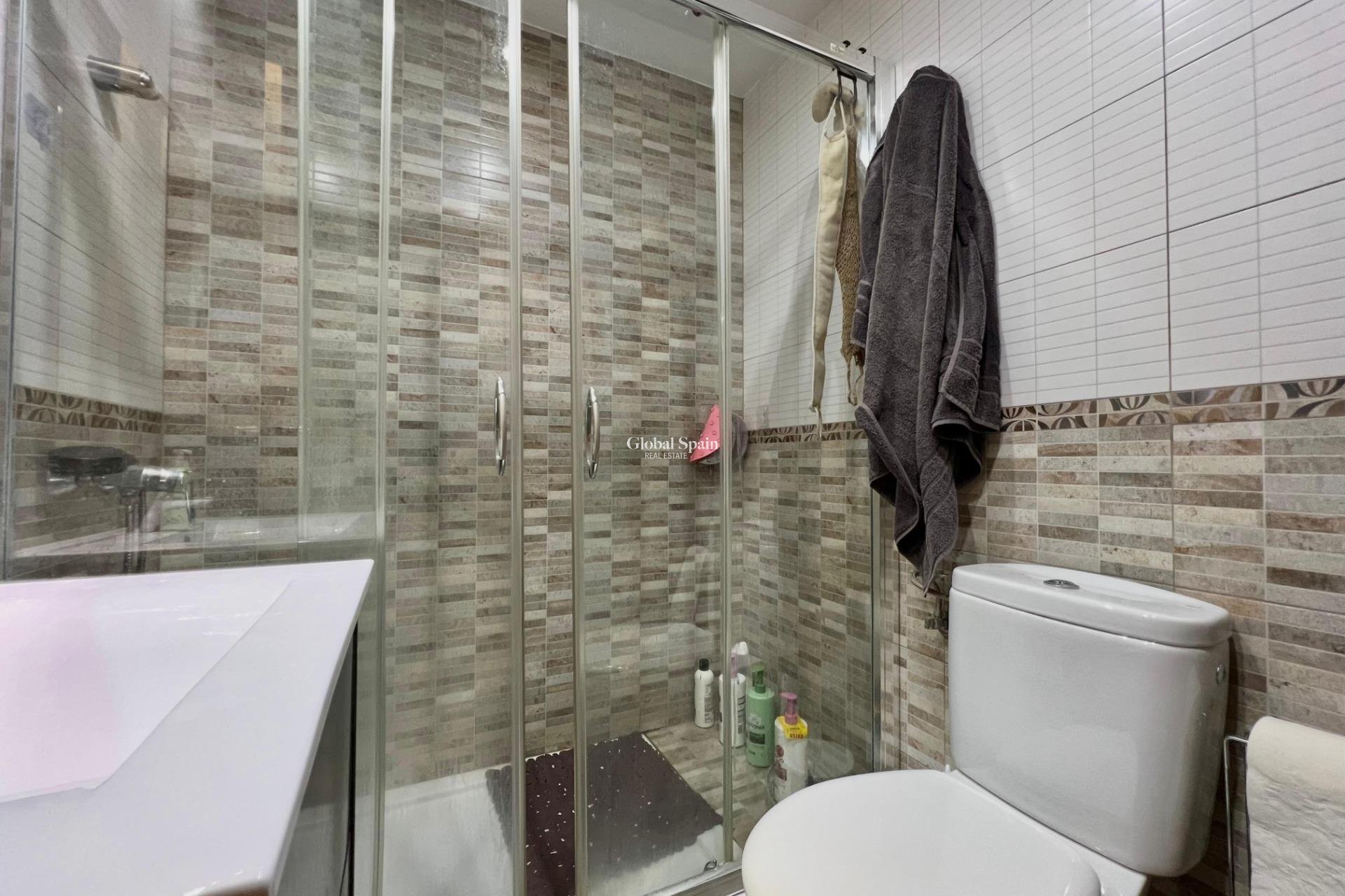 Revente - APPARTEMENT -
TORREVIEJA - Puerto Deportivo