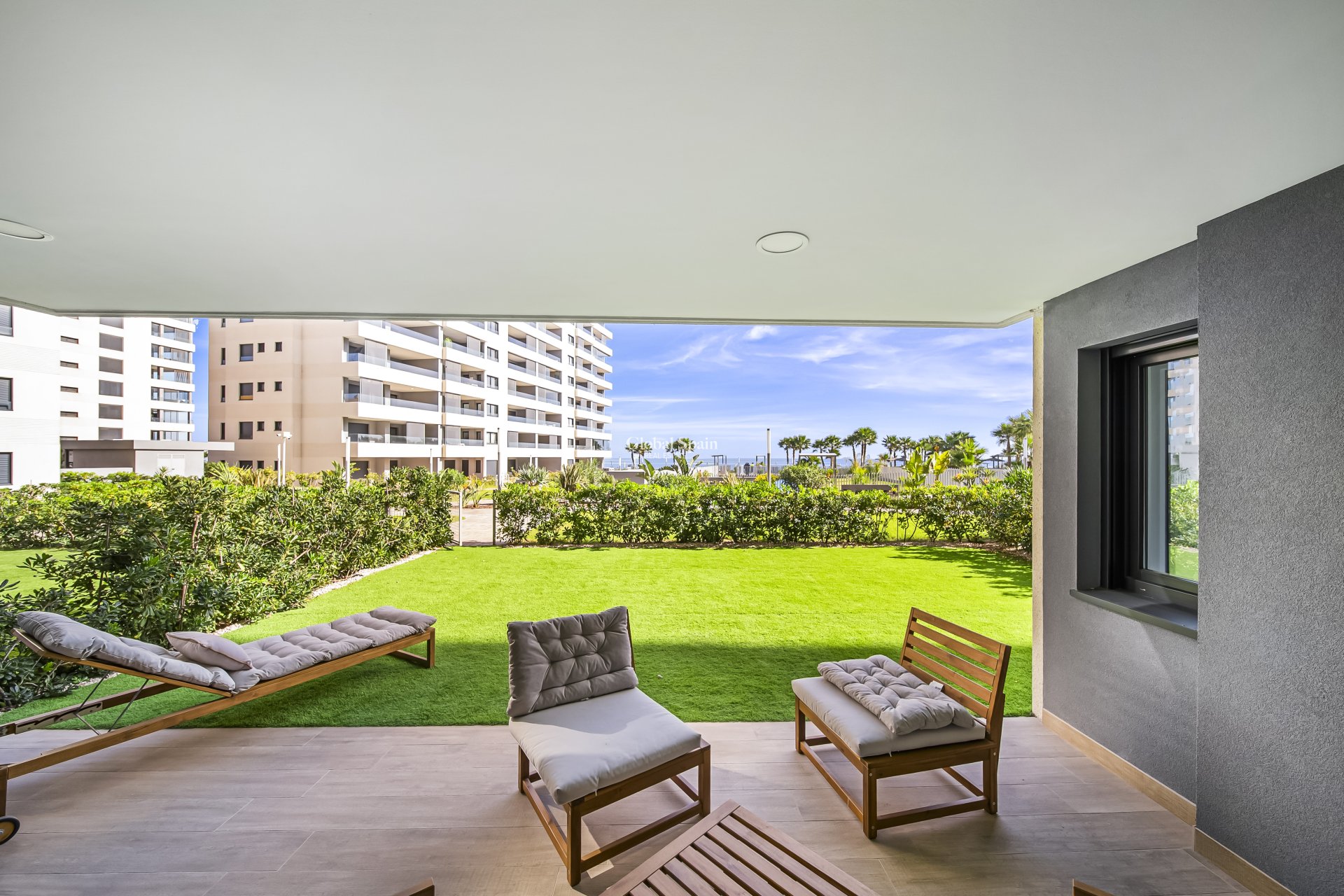 Revente - Appartement -
TORREVIEJA - Punta prima