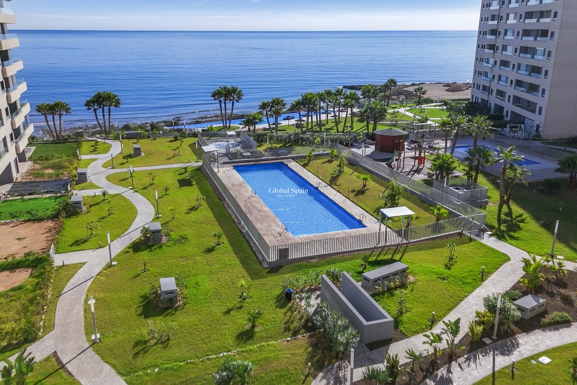 Revente - Appartement -
TORREVIEJA - Punta prima