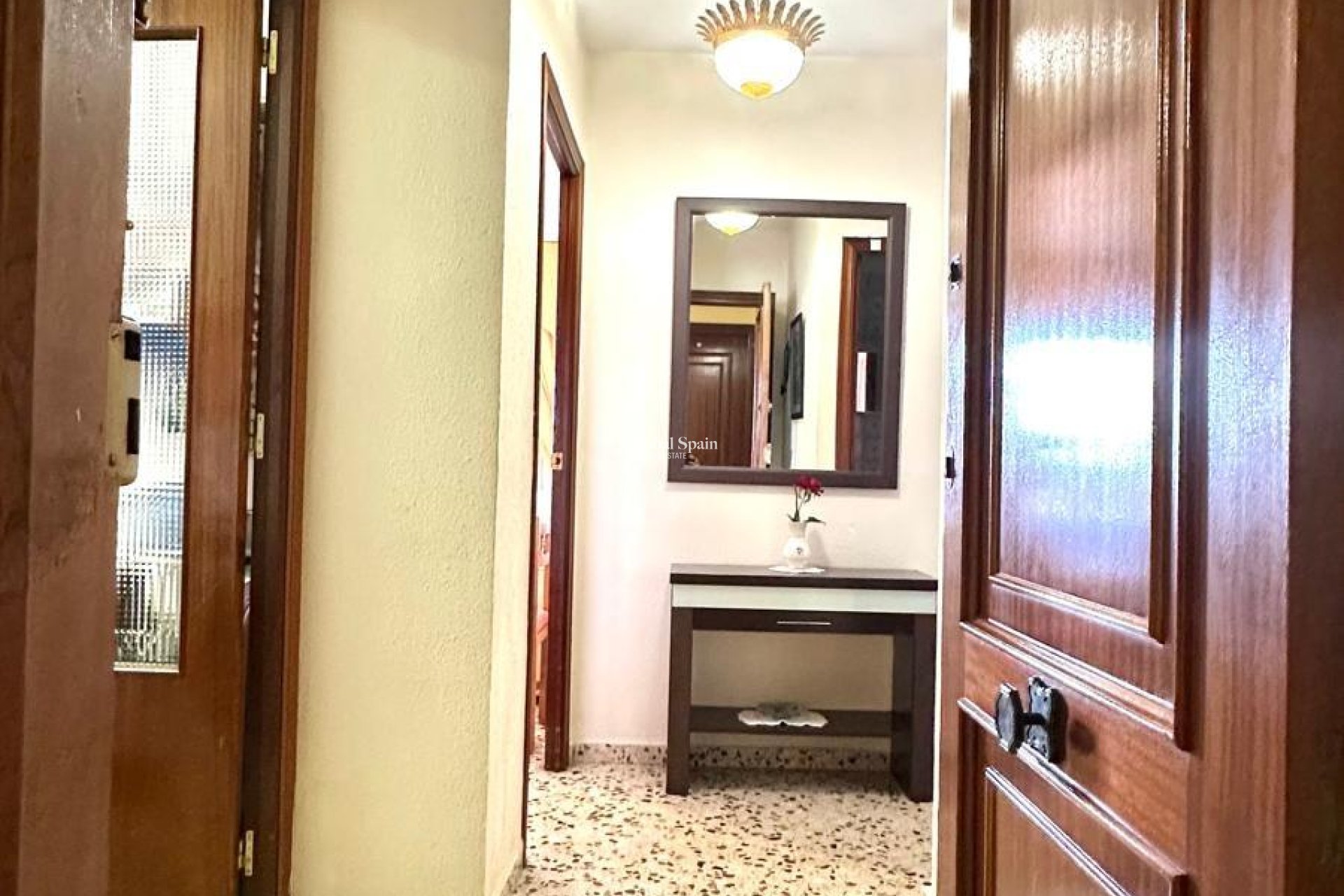 Revente - APPARTEMENT -
TORREVIEJA - Punta Prima