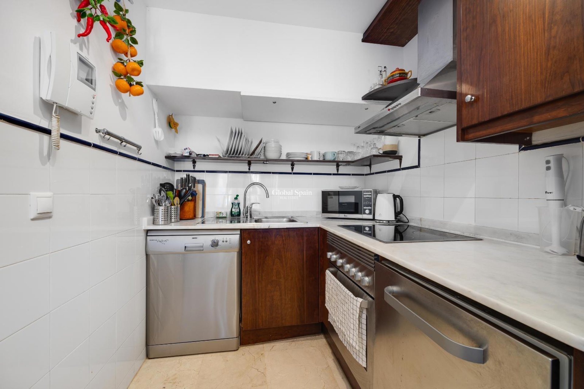 Revente - APPARTEMENT -
TORREVIEJA - Punta Prima