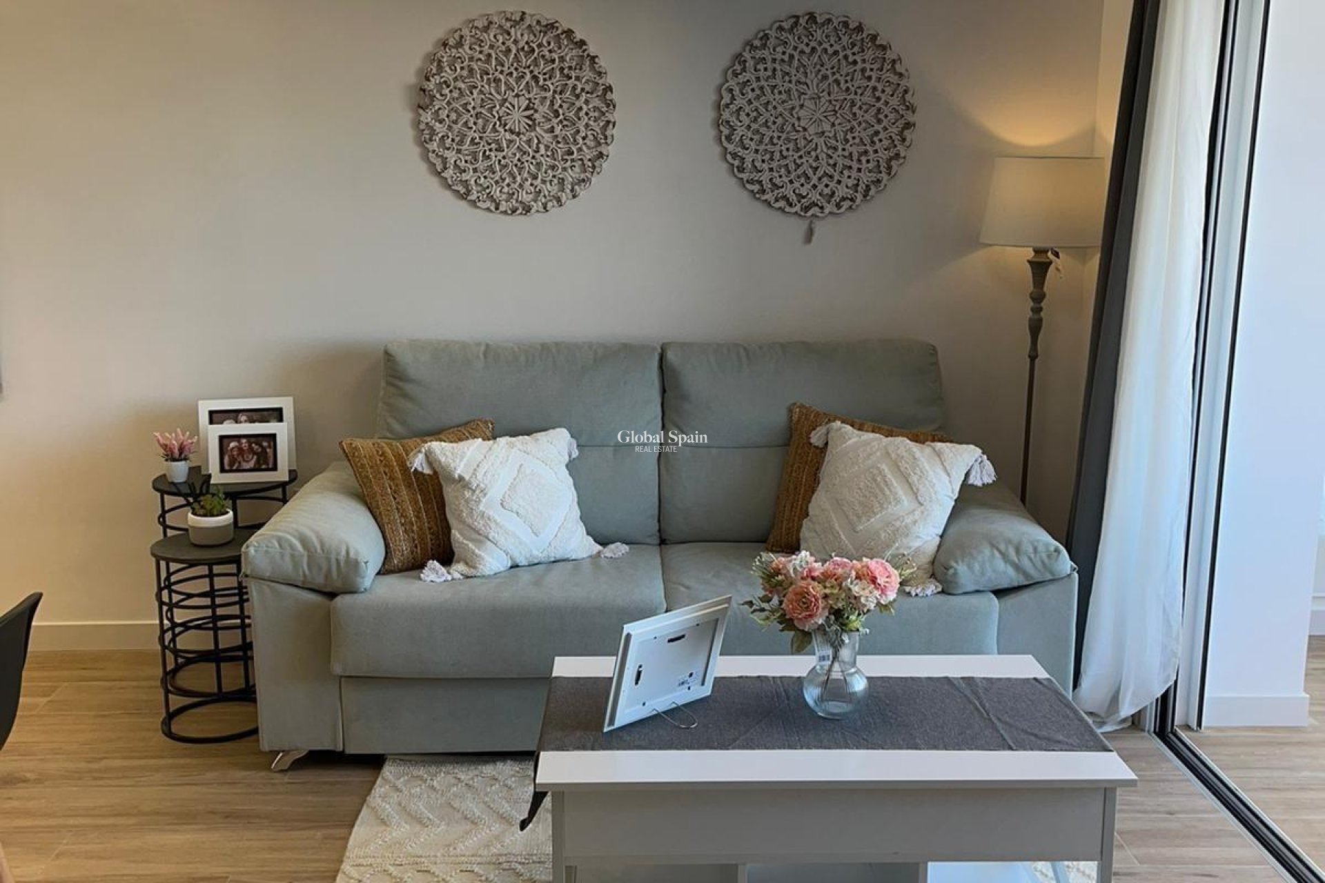 Revente - APPARTEMENT -
TORREVIEJA - Punta Prima