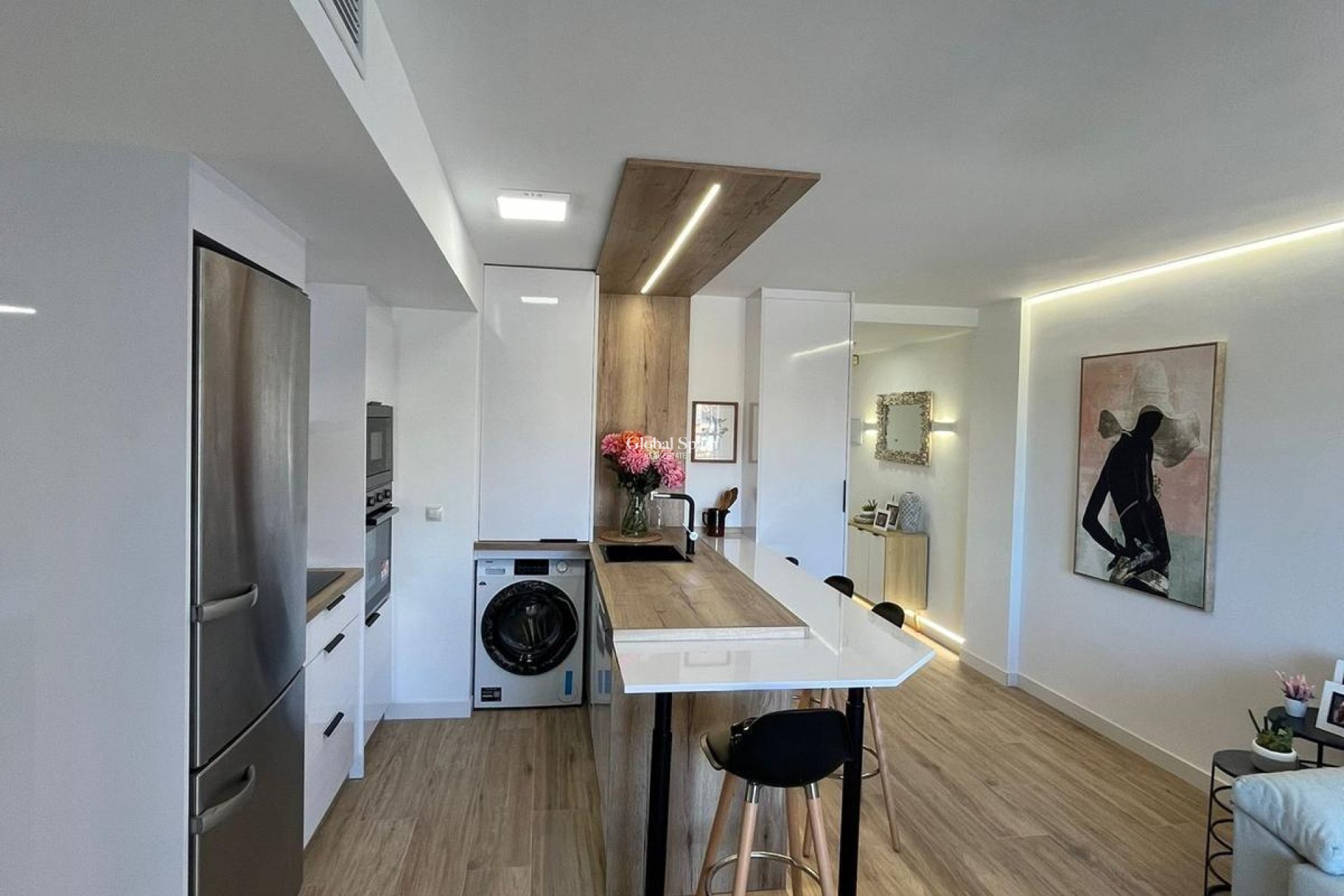 Revente - APPARTEMENT -
TORREVIEJA - Punta Prima