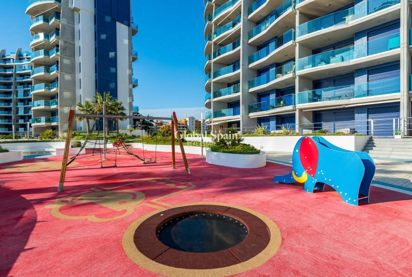 Revente - Appartement -
TORREVIEJA - Punta Prima