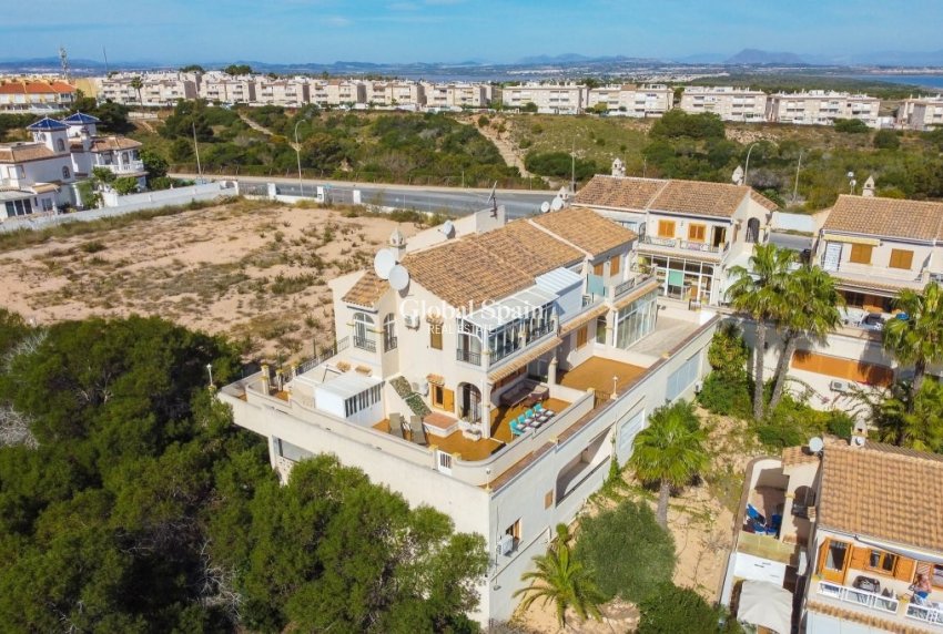 Revente - Appartement -
TORREVIEJA - Torreblanca