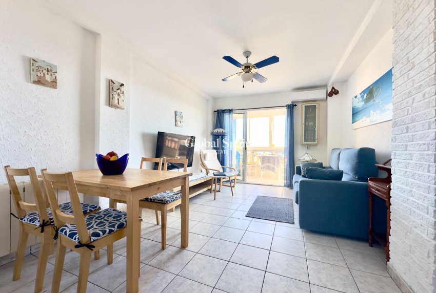 Revente - APPARTEMENT -
TORREVIEJA - Torreblanca