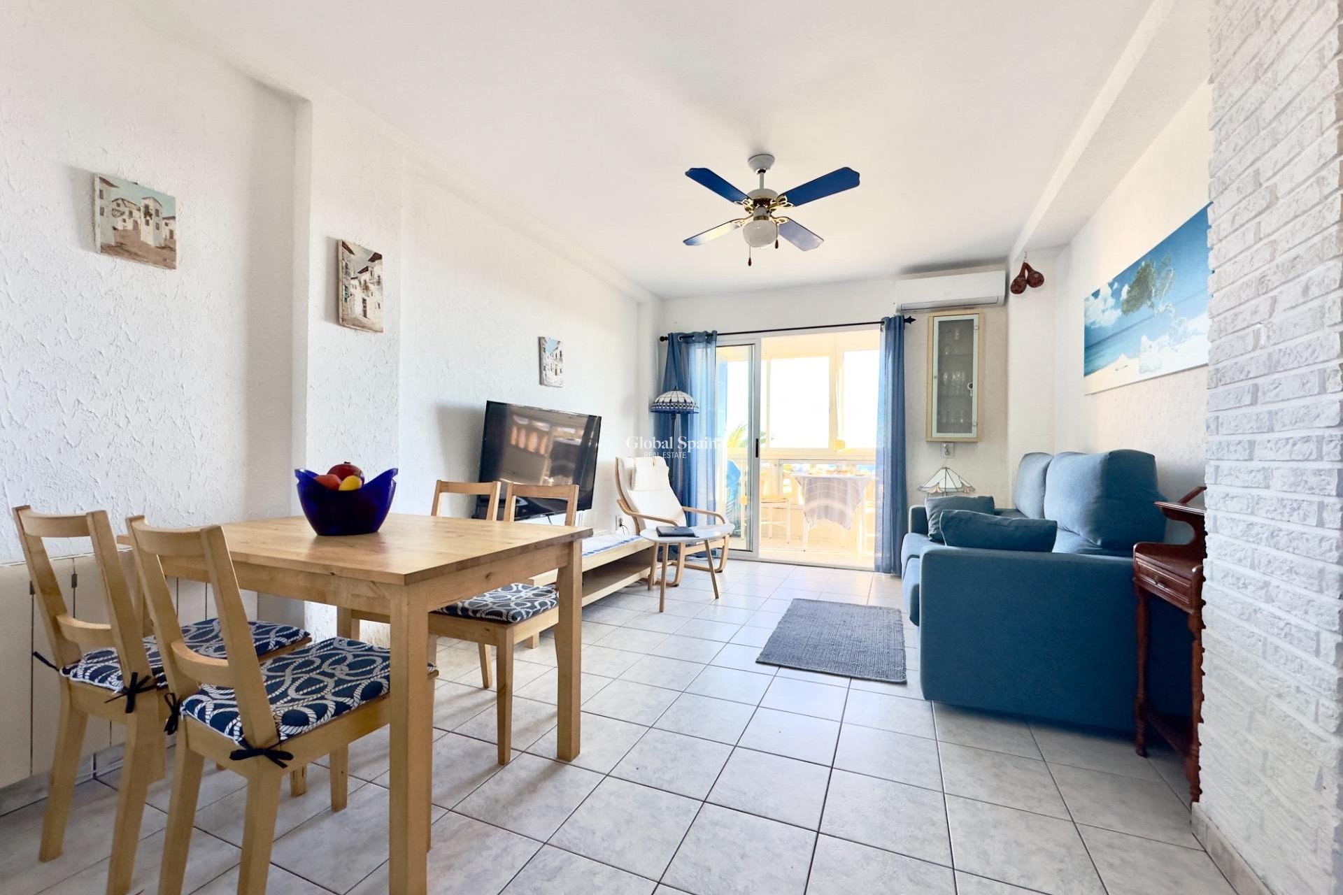 Revente - APPARTEMENT -
TORREVIEJA - Torreblanca