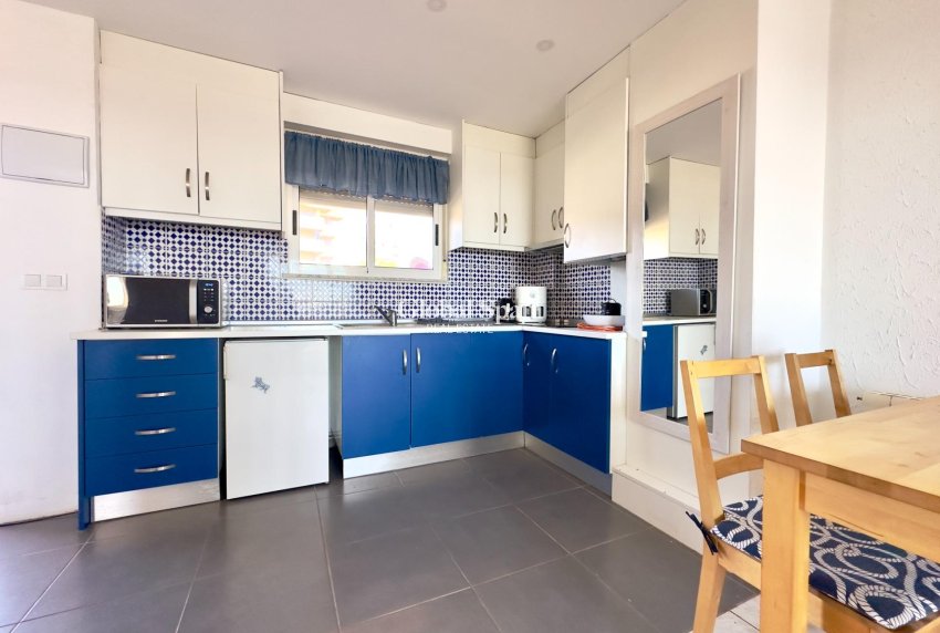 Revente - APPARTEMENT -
TORREVIEJA - Torreblanca