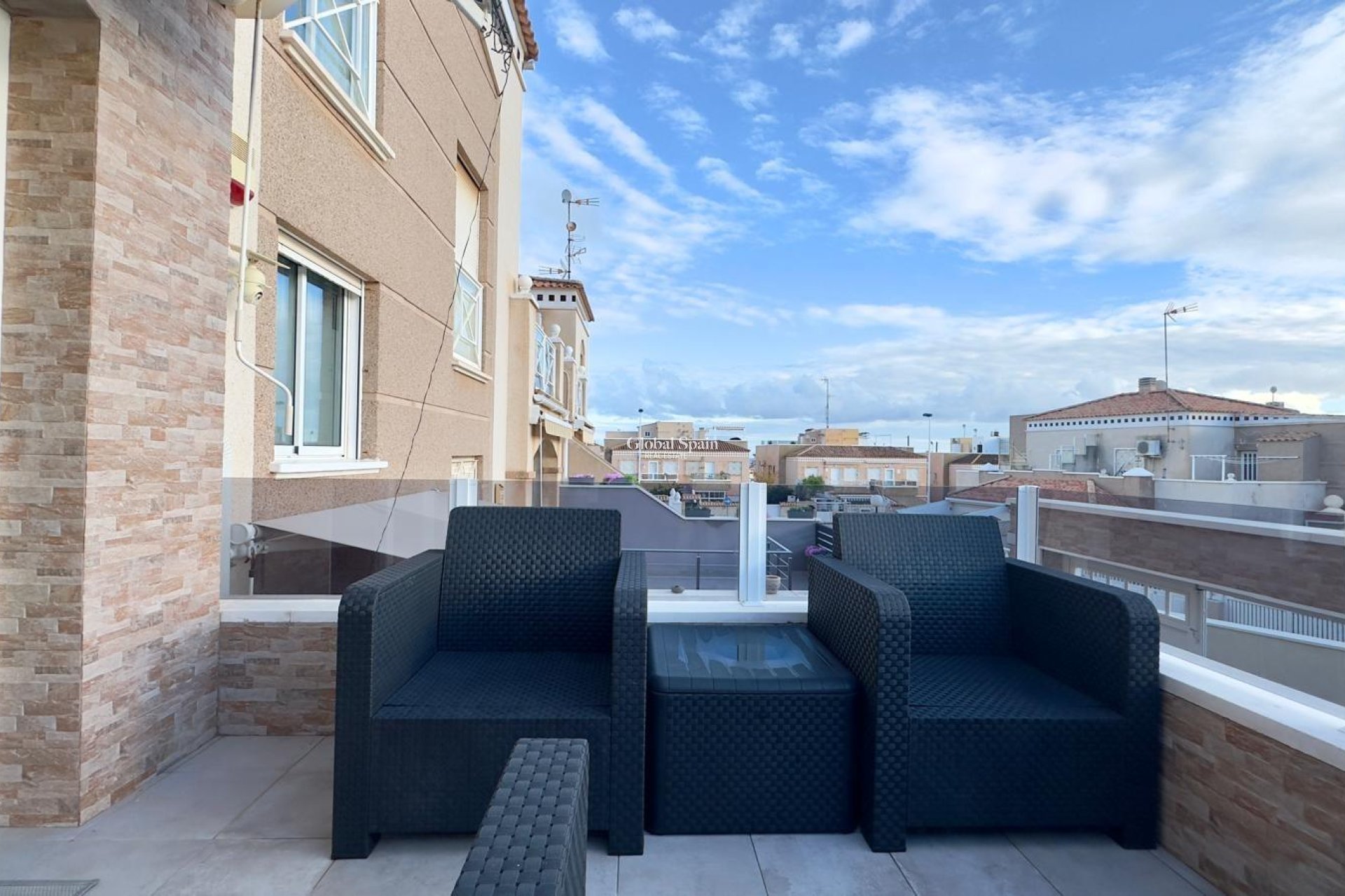 Revente - APPARTEMENT -
TORREVIEJA - Torreblanca