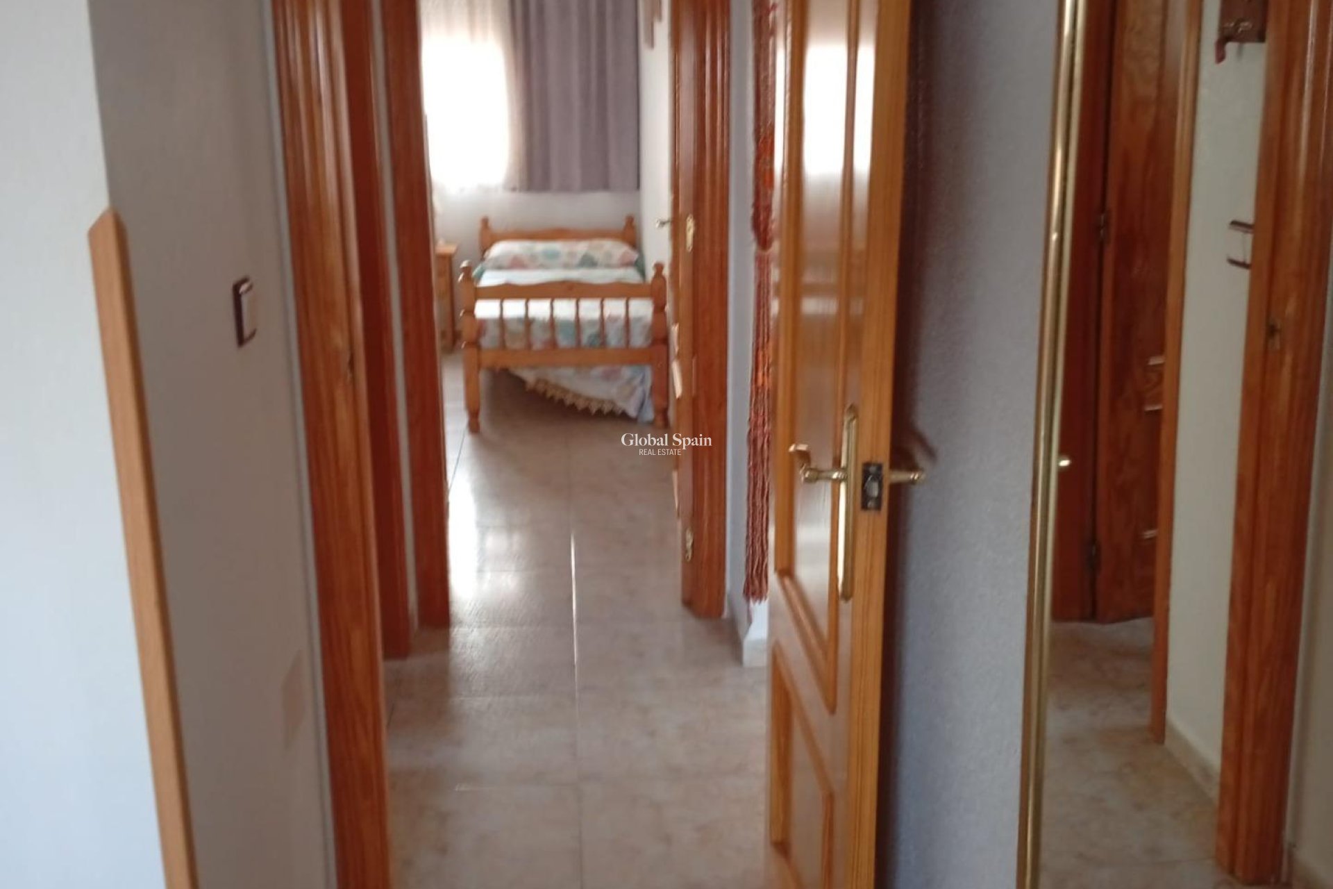 Revente - APPARTEMENT -
TORREVIEJA - Torreblanca