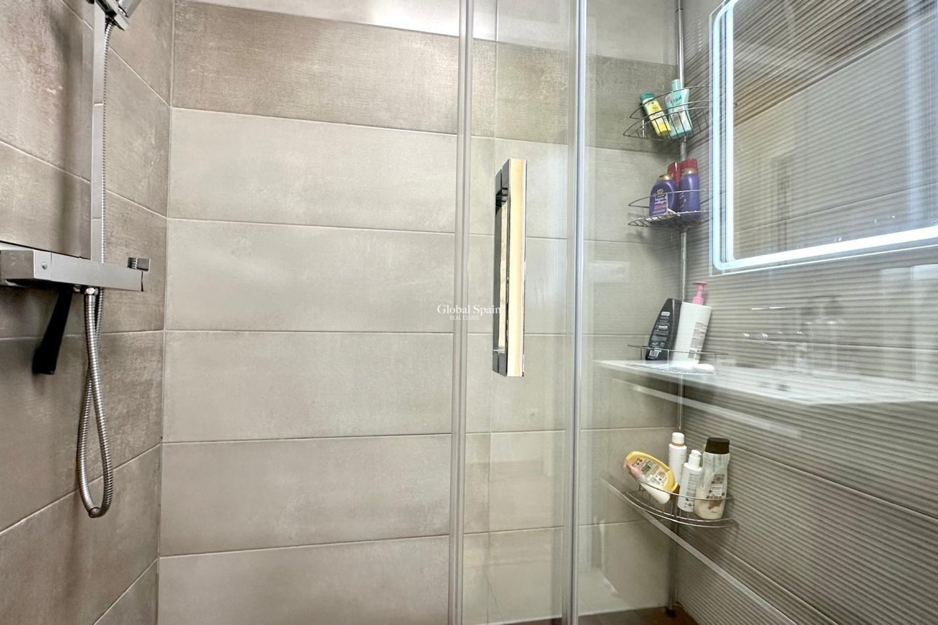 Revente - APPARTEMENT -
TORREVIEJA - Torreblanca