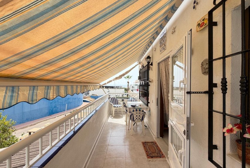 Revente - APPARTEMENT -
TORREVIEJA - Torreblanca
