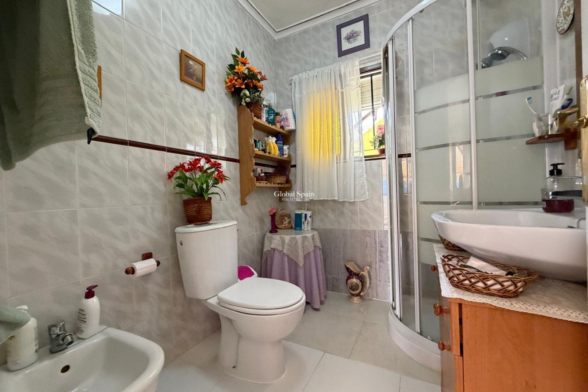 Revente - APPARTEMENT -
TORREVIEJA - Torreblanca